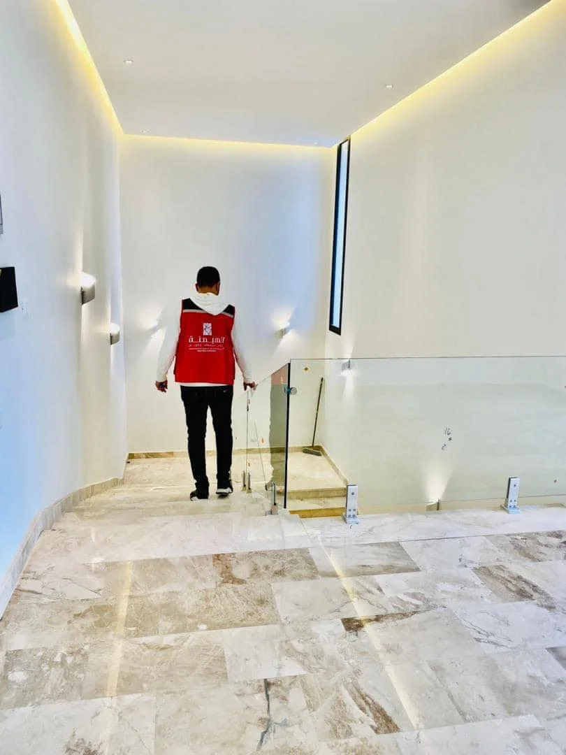 ديكور زجاجي 24